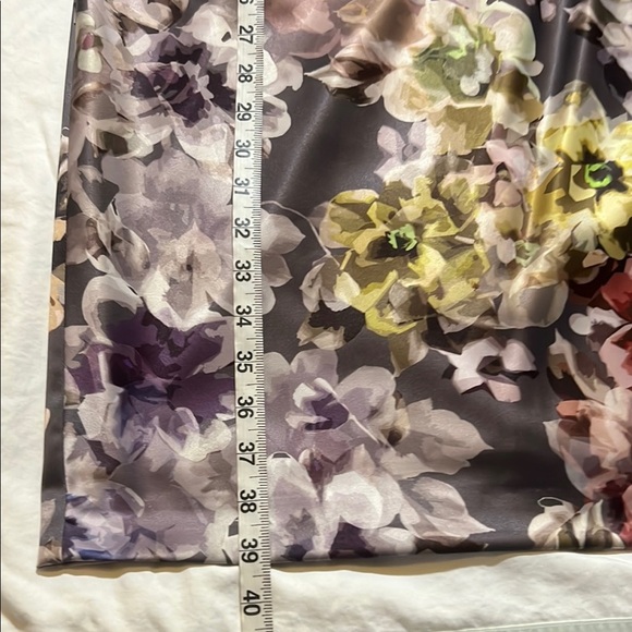 Stunning Floral Dress Grey Satin Cap Sleeve sz 12 like new - Picture 11 of 16